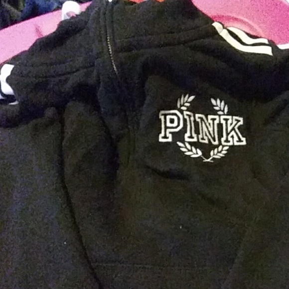 Pullover - Picture 1 of 2